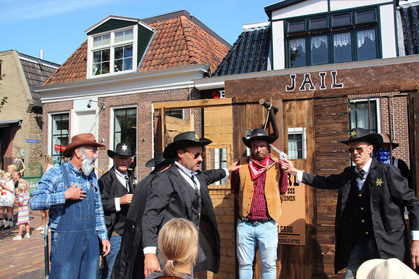 a81e957e-a281-4aae-a48a-6cd72f