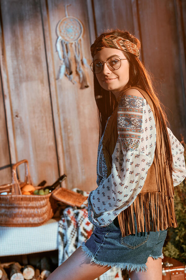 beautiful-bohemian-girl-in-hea