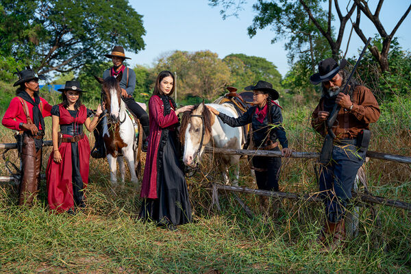 group-of-cowboy-and-cowgirl-st